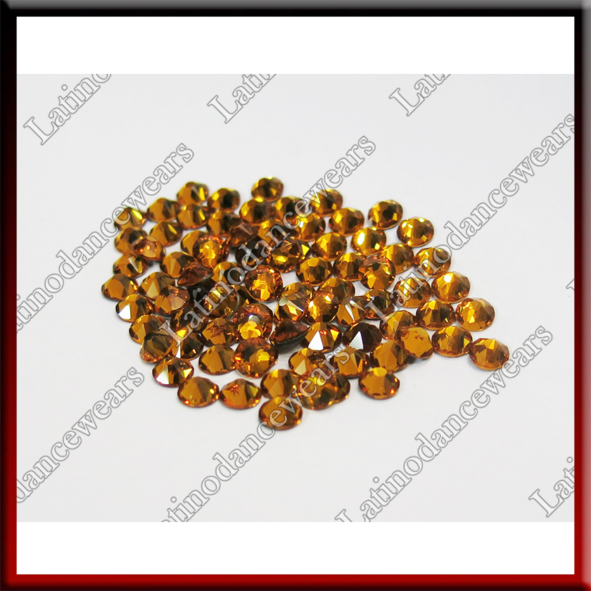 1 GROS SWAROVSKI RHINESTONES ELEMENT 2 (TOPAZ 203)