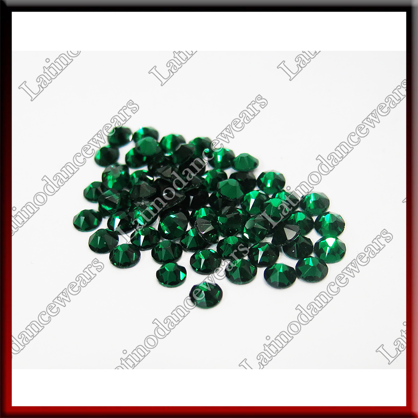 1 GROS SWAROVSKI RHINESTONES ELEMENT 2 (EMERALD 205)